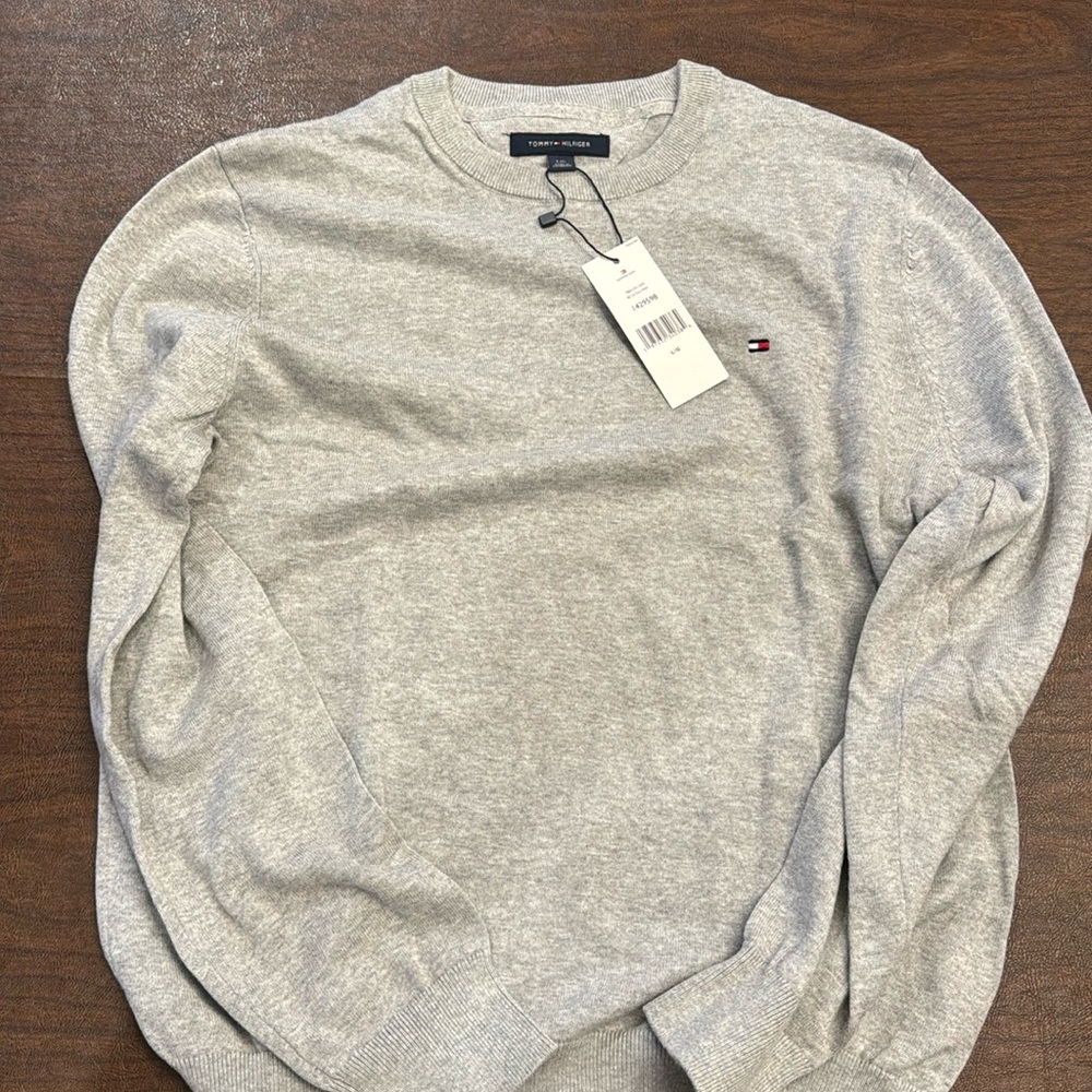 Tommy Hilfiger Men’s Sweater Crewneck size LARGE NWT